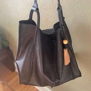 SAK Los Feliz Genuine Leather Large Tote Bag in Black